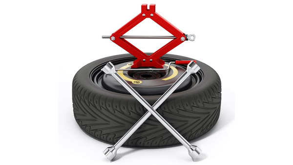 कार में छोटा Spare Wheel मिलने पर ग्राहक को मिला 25,000 रुपये मुआवजा, कोर्ट ने दिया आदेश