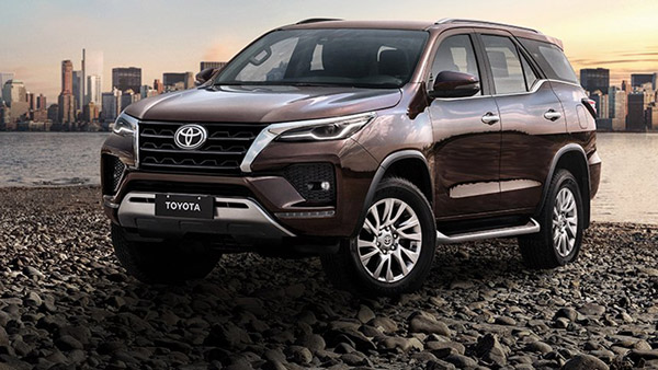 इस देश में मक्के और सोयाबीन के बदले खरीद सकते हैं टोयोटा की एसयूवी, मिल रहा अनोखा ऑफर