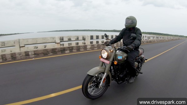 2021 Royal Enfield Classic 350 भारत में 1.84 लाख रुपये में हुई लॉन्च, 5 वैरिएंट, नया इंजन व फीचर्स