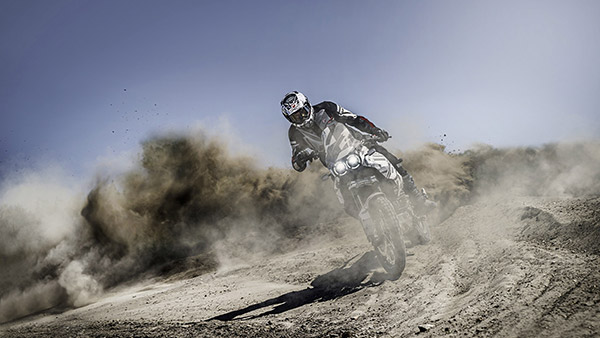 जल्द आ रही है Ducati की नई ऑफरोड बाइक DesertX, मिलते हैं दो फ्यूल टैंक और कई नए फीचर्स जल्द आ रही है Ducati की नई ऑफरोड बाइक DesertX, मिलते हैं दो फ्यूल टैंक और कई नए फीचर्स