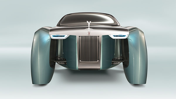 कल दुनिया के सामने आएगी Rolls Royce की पहली Electric Car, होने वाली है बेहद लग्जरी