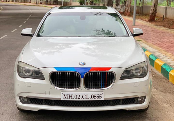 Shah Rukh Khan Car Collection: किंग खान के पास है कारों का शानदार कलेक्शन, देखें पूरी लिस्ट