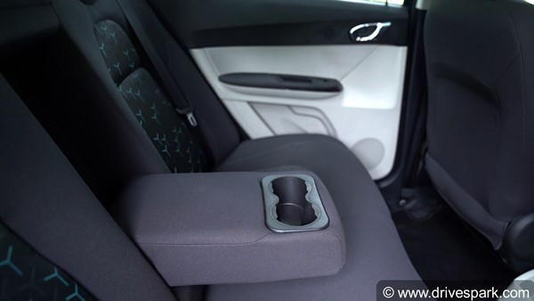 2021 Tata Tigor EV रिव्यू: रेंज, चार्जिंग, ड्राइविंग अनुभव, फीचर्स, वैरिएंट, डिजाईन जानकारी