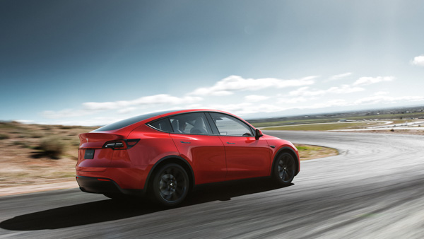 Tesla को मिली भारत में 4 इलेक्ट्रिक कारों की अनुमति, जानें कंपनी किन कारों को कर सकती है लॉन्च