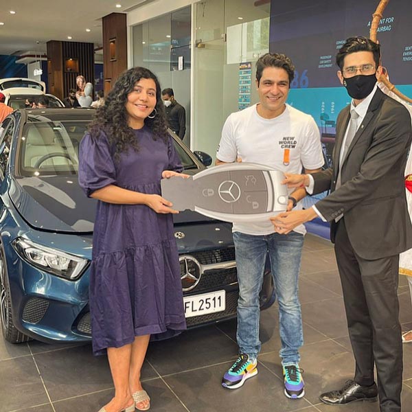 ‘एस्पिरेंट्स’ वाले संदीप भैया ने खरीदी मर्सिडीज की नई कार, फैंस ने पूछा- आर्थिक स्थिति ठीक हो गई?