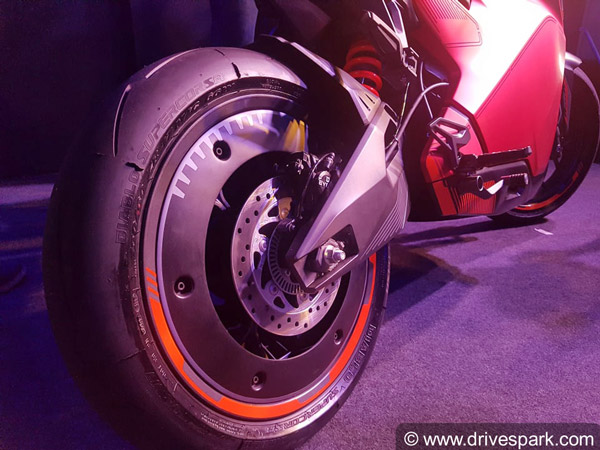 Ultraviolette F77: बेंगलुरु में बनाई जाएगी ये शानदार इलेक्ट्रिक स्पोर्ट्स बाइक, जानें क्या होगी कीमत