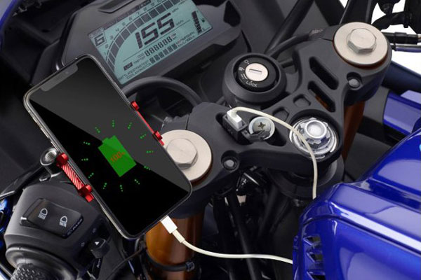 अब नई Yamaha R15 को बनाएं और भी बेहतर, कंपनी ने लाॅन्च की एक्सेसरीज पैक, बस इतनी है कीमत