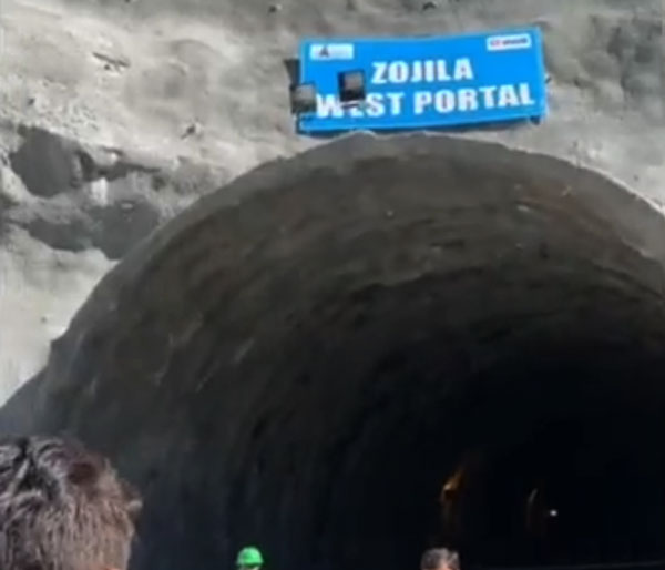 नितिन गडकरी आज करेंगे एशिया की सबसे लंबी टनल का निरीक्षण, जानें क्यों है देश के लिए महत्वपूर्ण