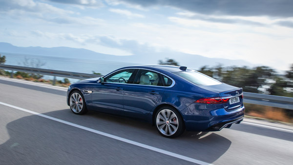 नई 2021 Jaguar XF Facelift सेडान भारत में हुई लॉन्च, जानें क्या हुए हैं बदलाव और क्या है कीमत