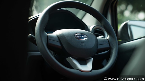 Car Steering Fail: इन बातों का रखेंगे ध्यान तो नहीं होगा कार का स्टीयरिंग खराब, जानें 5 महत्वपूर्ण टिप्स