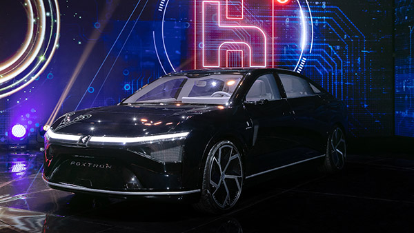 स्मार्टफोन के बाद अब Foxconn बनाएगी इलेक्ट्रिक कारें, भारत में लगा सकती है प्लांट