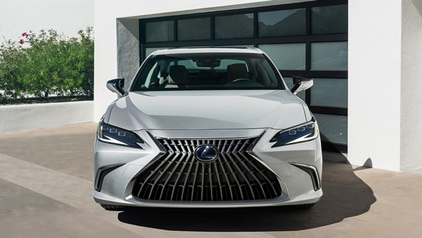 नई 2021 Lexus ES300h सेडान भारतीय बाजार में हुई लॉन्च, जानें क्या है कीमत और फीचर्स