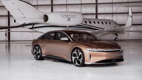 लाॅन्च हुई सबसे ज्यादा रेंज देने वाली इलेक्ट्रिक कार, फुल चार्ज पर चलती है 836 किलोमीटर