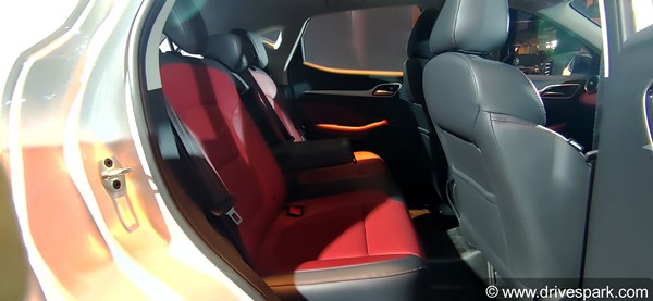 MG Astor की बुकिंग कल से होगी शुरू, उससे पहले जान लीजिये इसकी सभी जानकारी