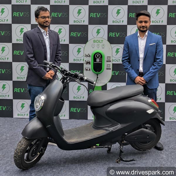 REVOS ने भारत में BOLT IoT- इनेबल्ड चार्जिंग पॉइंट किया पेश, अब इससे भी हो सकती है कमाई, जानें कैसे