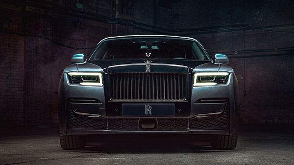नई Rolls Royce Ghost Black Badge का हुआ खुलासा, तस्वीरें देख हो जाएंगे दीवाने