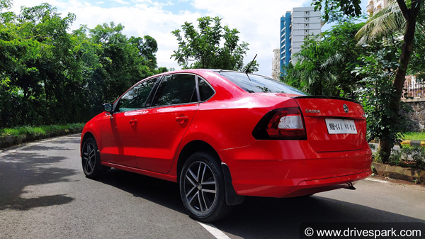 Skoda Rapid Matte Edition भारत में 11.99 लाख रुपये की कीमत में हुई लॉन्च, जानें क्या है ख़ास