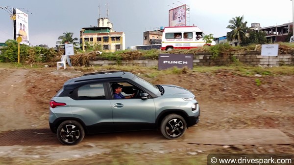 Tata Punch में इस्तेमाल किए जाएंगे Apollo के टायर्स, बेहतर ब्रेकिंग व ट्रैक्शन के साथ मिलेगा माइलेज