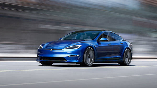 Tesla ने पीएमओ से की मांग- इलेक्ट्रिक कारों पर आयात शुल्क को कम करे सरकार