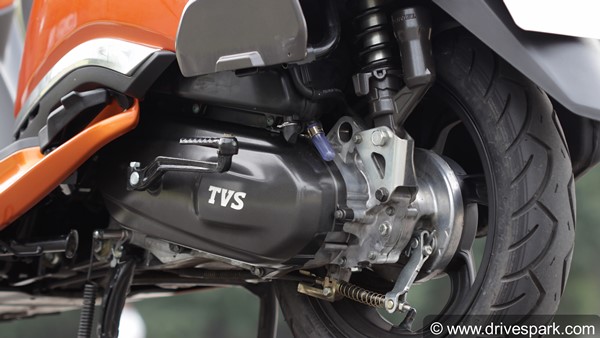 TVS Jupiter 125 Review: जानें चलाने में कैसी यह है यह नई स्कूटर