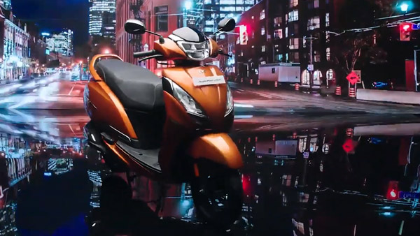 TVS Jupiter 125 भारत में 73,400 रुपये में हुई लॉन्च, जानें इंजन, फीचर्स
