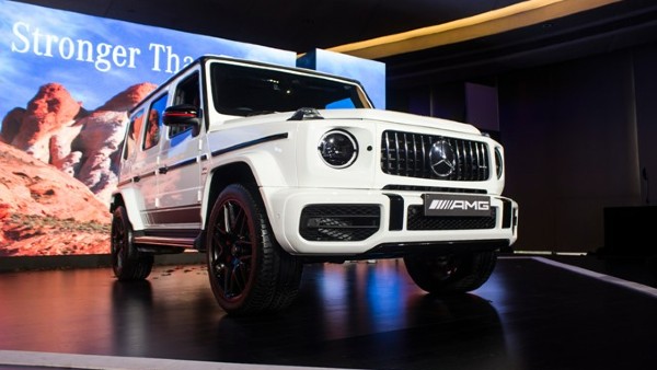 जानिए आलिया भट्ट और रणबीर कपूर के पास है कौन सी कारें, देखें फोटो