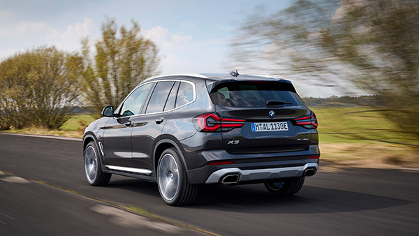 नई BMW X3 Facelift अगले साल की शुरुआत में हो सकती है लॉन्च, जानें क्या मिलने वाला है अपडेट