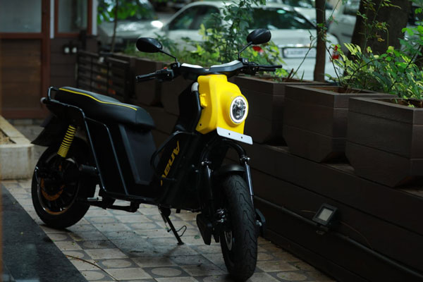 इस दिन लाॅन्च होगी Bounce की पहली इलेक्ट्रिक स्कूटर, Ola S1, Ather 450X और Bajaj Chetak को देगी कड़ी टक्कर