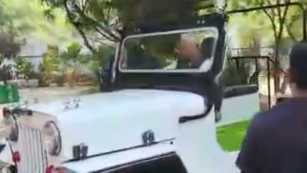 लालू यादव ने जीप चलाकर सबको चौंकाया, कहा- ‘काफी वर्षों बाद चलाई अपनी पहली कार’