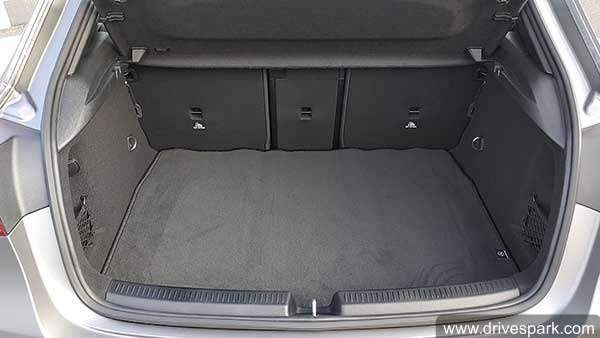 Mercedes AMG A45 S Review: सबसे शक्तिशाली हैचबैक, जानें चलाने में है कैसी और फीचर्स