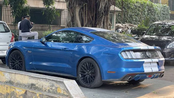 Neeraj Chopra के पास है खास एक्सयूवी700