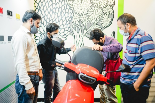 Ola Electric की डिलीवरी में होगी देरी, कंपनी ने दिया सेमीकंडक्टर चिप्स की कमी का हवाला