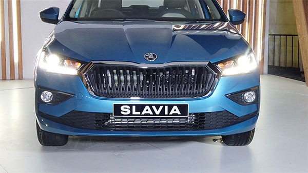 Skoda Slavia Review: स्कोडा की स्लाविआ का कैसा है लुक? वैरिएंट, फीचर्स, इंजन जानकारी