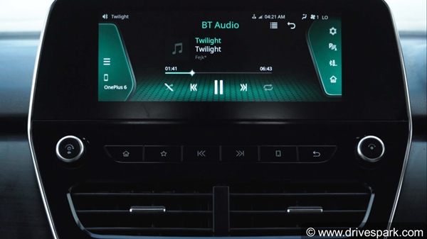 Tata Safari को मिला नया सॉफ्टवेयर अपडेट, इस एसयूवी में मिले नए फीचर्स