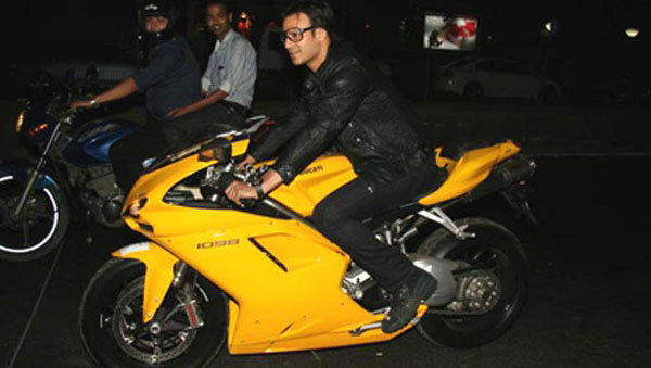 शाहिद कपूर से सूर्या तक, सिनेमा जगत के इन हस्तियों के पास है लाखों की Ducati बाइक