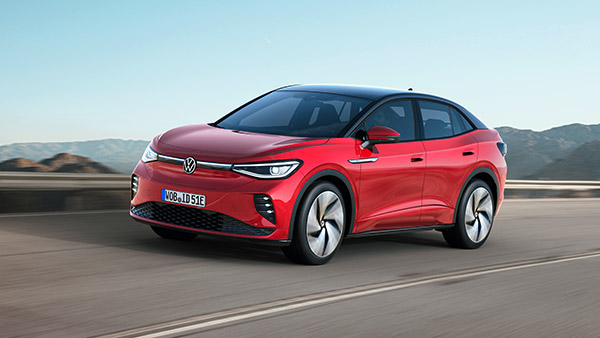 Volkswagen ID.5: फॉक्सवैगन ला रही है धांसू इलेक्ट्रिक कार, एक बार चार्ज करने पर चलेगी 520 किलोमीटर