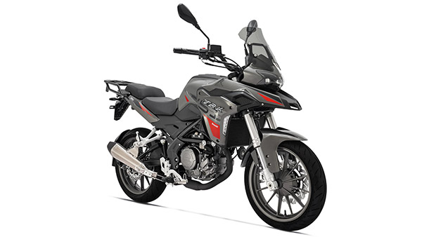 Benelli TRK 251 एडवेंचर बाइक भारत में हुई लाॅन्च, जानें क्या है कीमत और फीचर्स