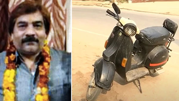 बेशुमार दौलत के बाद भी पीयूष जैन चलाता था खटारा स्कूटर, छापेमारी में मिले कई पुराने वाहन बेशुमार दौलत के बाद भी पीयूष जैन चलाता था खटारा स्कूटर, छापेमारी में मिले कई पुराने वाहन