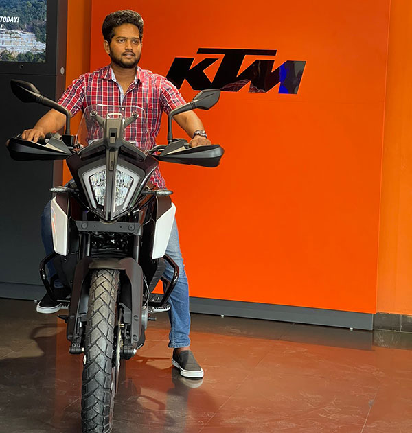 सिर्फ बैंगलोर शहर में ही KTM 390 Adventure के 1000 यूनिट्स बिके, जानें क्या है खास इस बाइक में