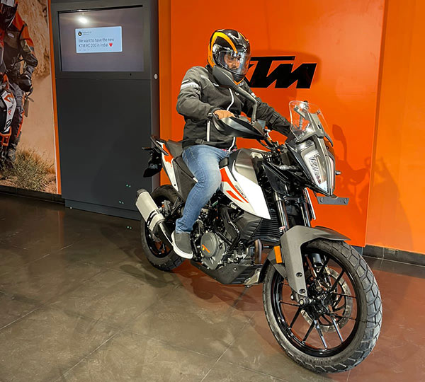 सिर्फ बैंगलोर शहर में ही KTM 390 Adventure के 1000 यूनिट्स बिके, जानें क्या है खास इस बाइक में