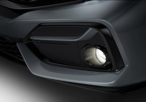 सर्दियों में कार ड्राइव करने में मदद करते हैं ये 5 फीचर्स, क्या आपकी कार में हैं ये विशेषताएं?