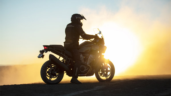 Harley-Davidson Pan America 1250 की 2,689 यूनिट्स को किया रीकॉल, जानें क्या है वजह