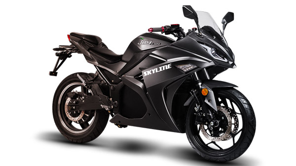 गुजरात में WardWizard लगाएगी इलेक्ट्रिक व्हीकल प्लांट, 500 करोड़ रुपये का किया निवेश