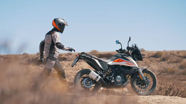 सिर्फ बैंगलोर शहर में ही KTM 390 Adventure के 1000 यूनिट्स बिके, जानें क्या है खास इस बाइक में