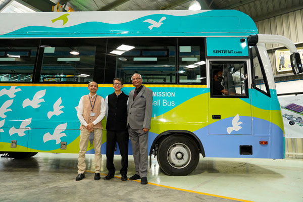 यह बस चलेगी Hydrogen Fuel Cell और पानी से, अपनी तरह की भारत की पहली बस