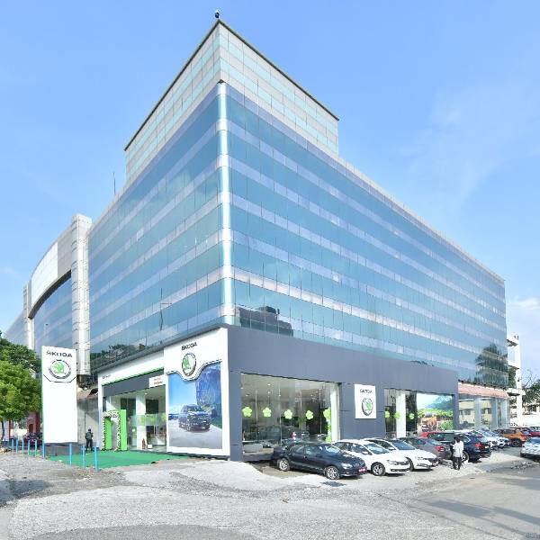 Skoda ने अब चेन्नई में खोला नया शोरूम, दक्षिण भारत में मजबूत कर रही पकड़