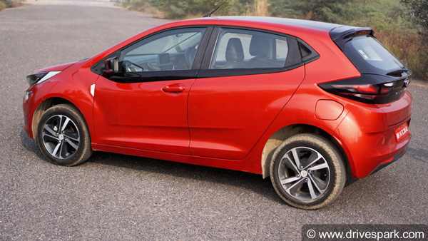 Tata Motors Altroz के ऑटोमेटिक वैरिएंट पर कर रही काम, जल्द हो सकती है लॉन्च