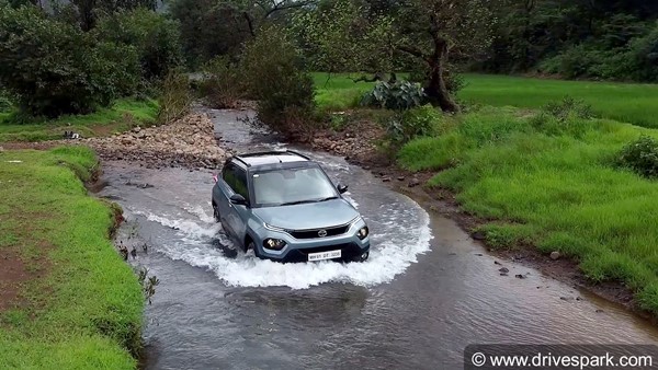 Tata Punch अब सीएसडी कैंटीन में भी हुई उपलब्ध, 1 लाख रुपये तक मिल रही सस्ती