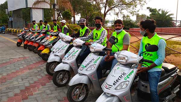 ये डिलीवरी कंपनी 2022 में उतारेगी 1 लाख इलेक्ट्रिक वाहन, 2021 में हुआ 5 गुना मुनाफा ये डिलीवरी कंपनी 2022 में उतारेगी 1 लाख इलेक्ट्रिक वाहन, 2021 में हुआ 5 गुना मुनाफा