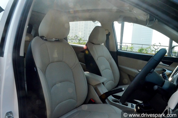 MG Hector SUV का पेट्रोल-DCT वेरिएंट हुआ बंद, अब सिर्फ पेट्रोल-CVT विकल्प में होगी उपलब्ध